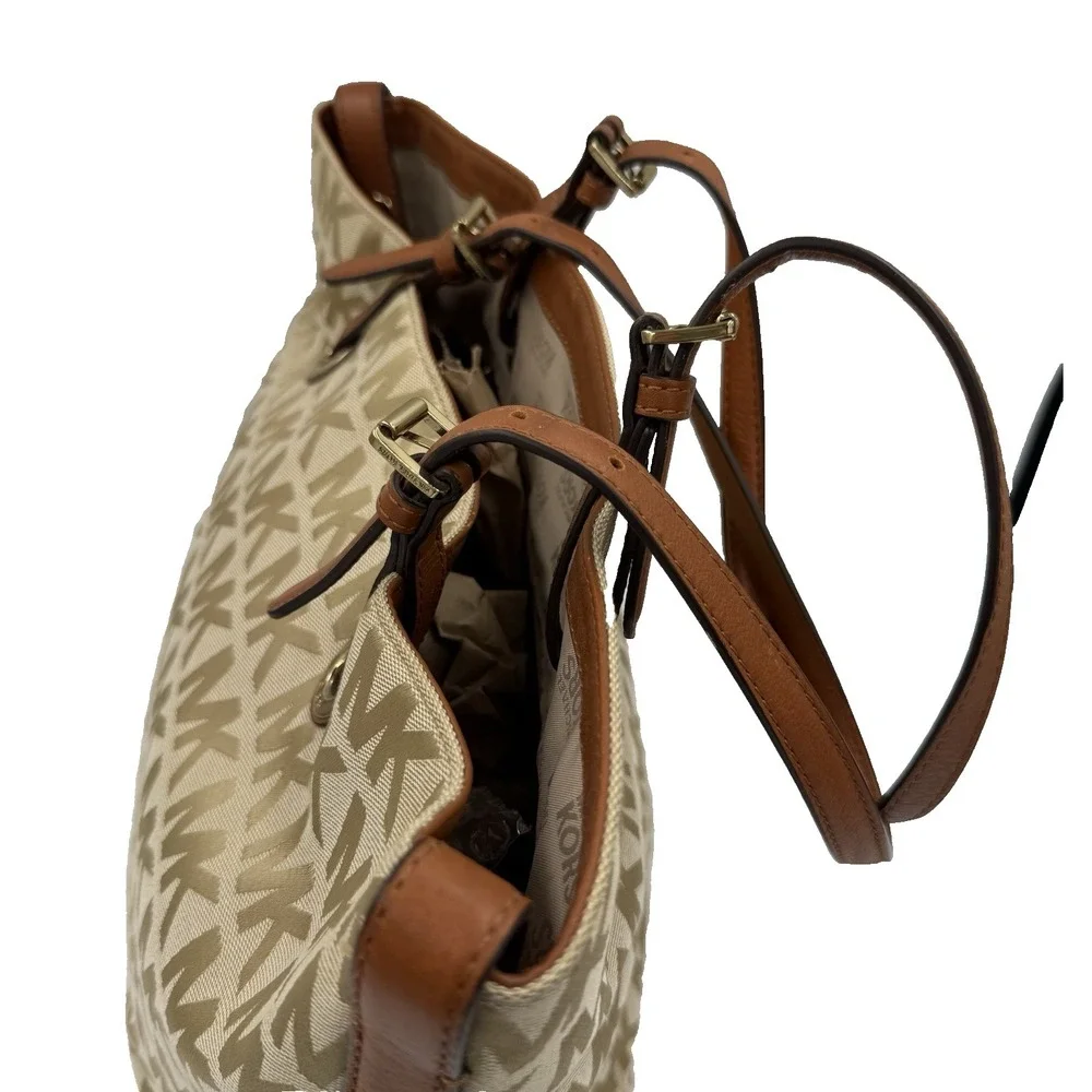 Michael Kors Jet Set MK Signature Jacquard Medium Tote Grab Bag Tan Neutral NEW‎